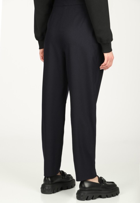 брюки  из италии вид сбоку