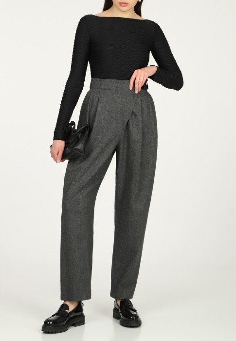 брюки  из италии вид сбоку