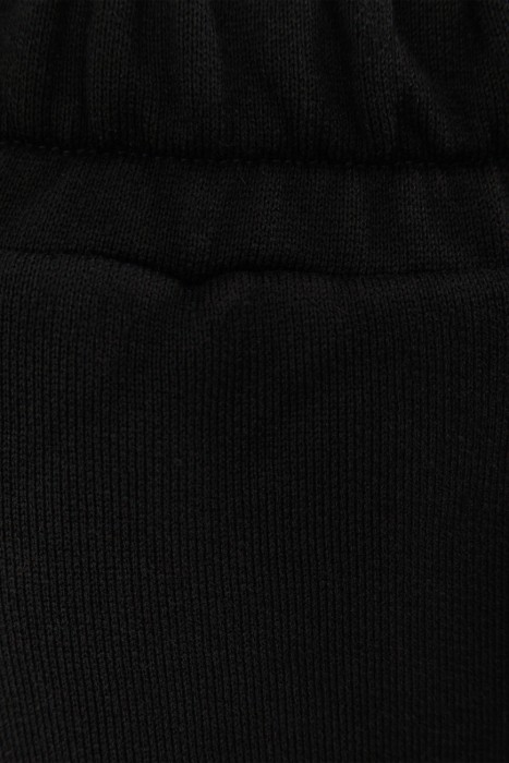 Товар черного цвета с внутренней стороны