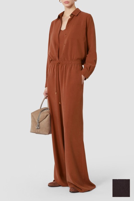 Товар фиолетового цвета с внутренней стороны