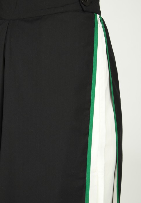 брюки  из проверенных материалов спереди