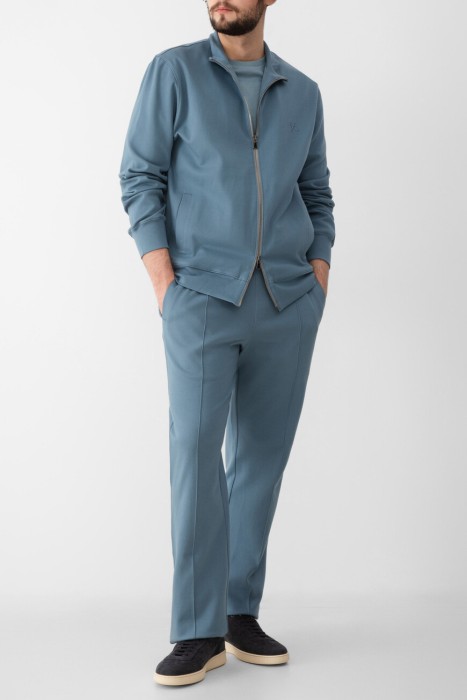 брюки  из хлопка спереди