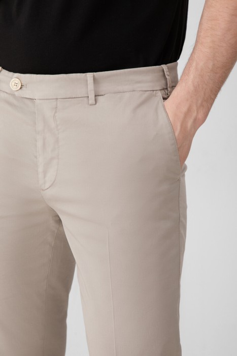 брюки  из италии вид сбоку