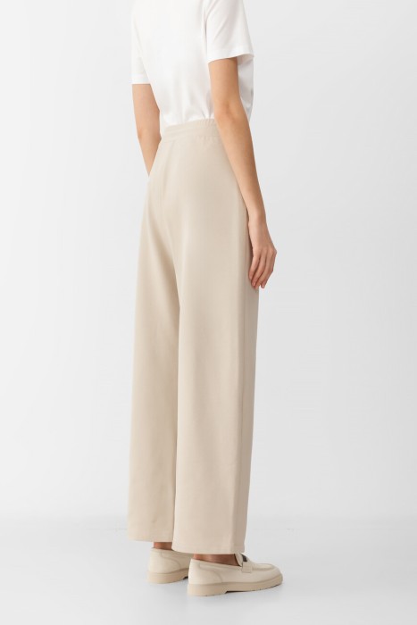 брюки  по цене 33500 руб вид справа