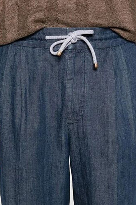 брюки  из италии вид сбоку