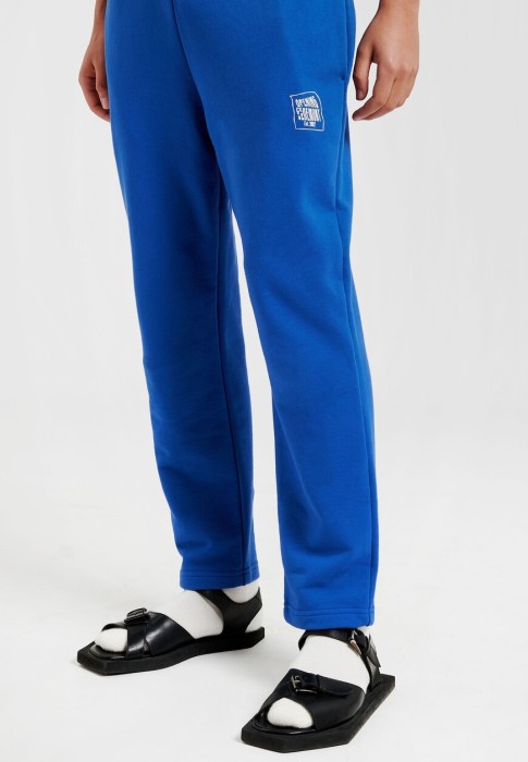 Товар синего цвета с внутренней стороны