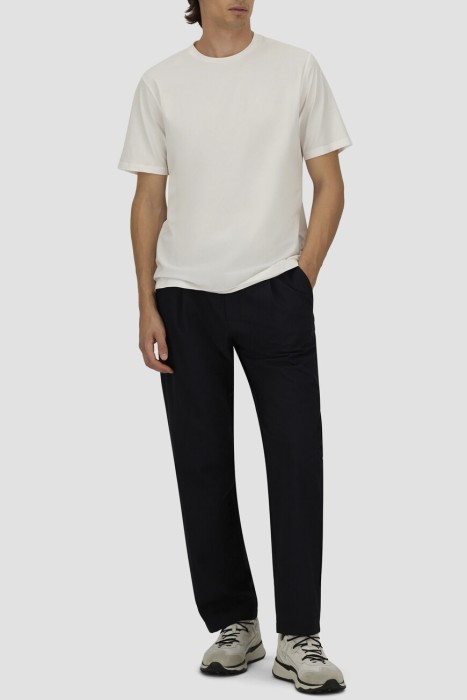 Товар синего цвета с внутренней стороны