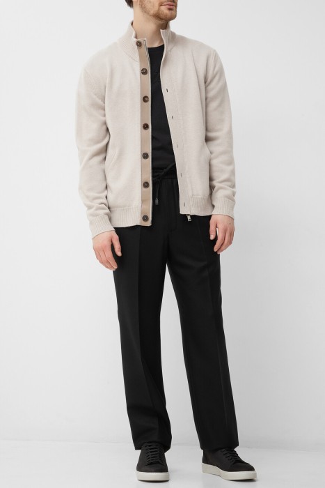 брюки  из хлопка спереди