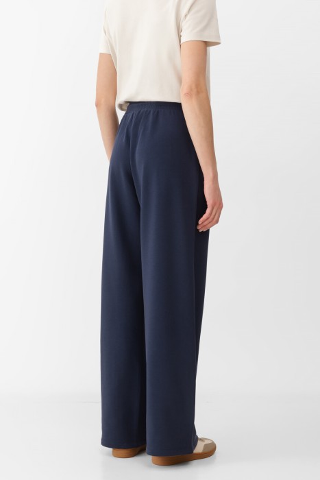 брюки  от бренда max mara вид слева