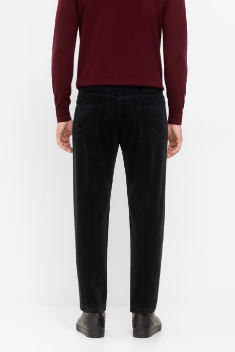 брюки  по цене 70200 руб вид справа