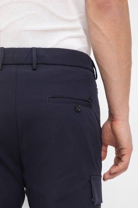 Товар синего цвета с внутренней стороны