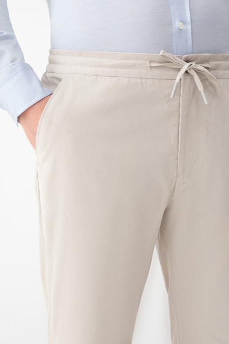 брюки  из италии вид сбоку