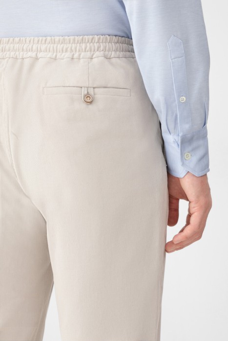 Товар серого цвета с внутренней стороны