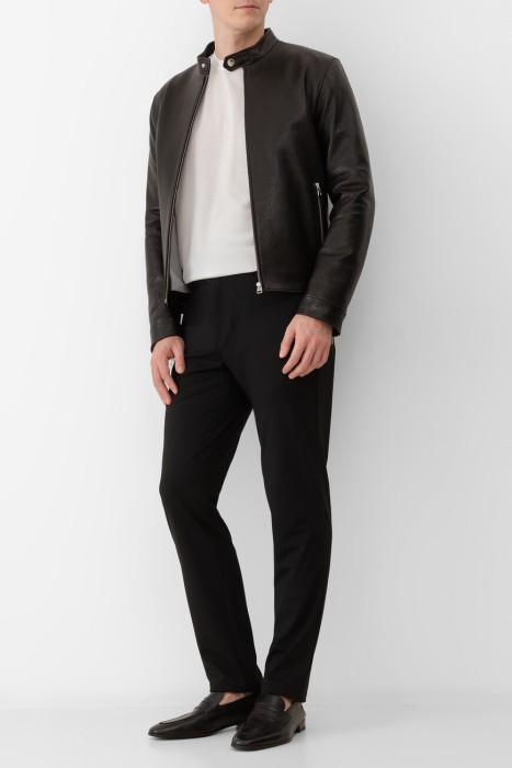 брюки  из полиамида спереди