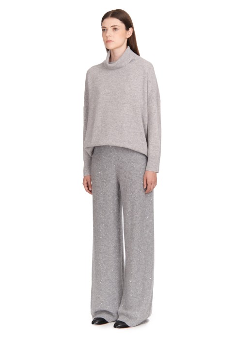 брюки  по цене 159425 руб вид справа