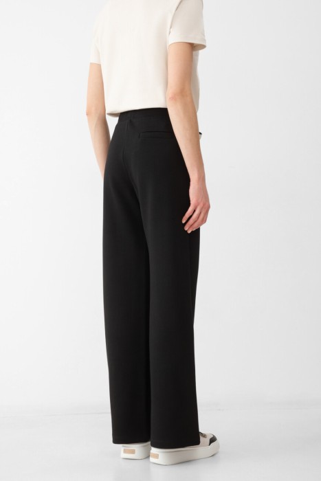 брюки  от бренда max mara вид слева