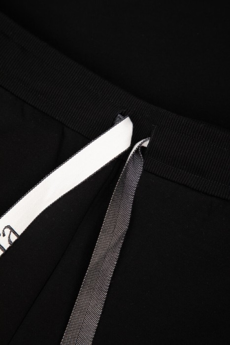 Продукция для женщин фото