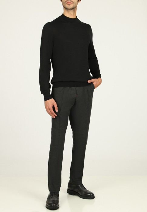 брюки  по цене 82250 руб вид справа