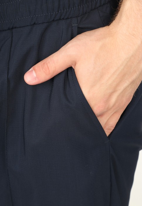 брюки  из проверенных материалов спереди