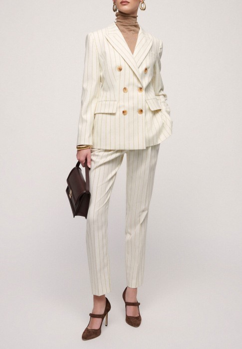 брюки  по цене 27356 руб вид справа