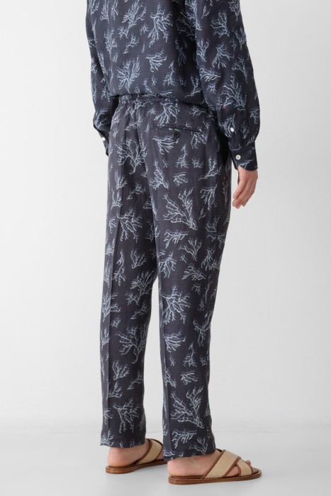 брюки  от бренда isaia вид слева