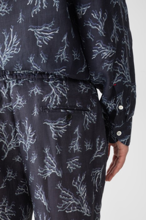 Товар разноцветного цвета с внутренней стороны