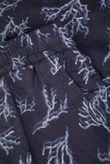 брюки  универсального стиля с лицевой стороны