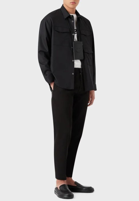 брюки  от бренда emporio armani вид слева