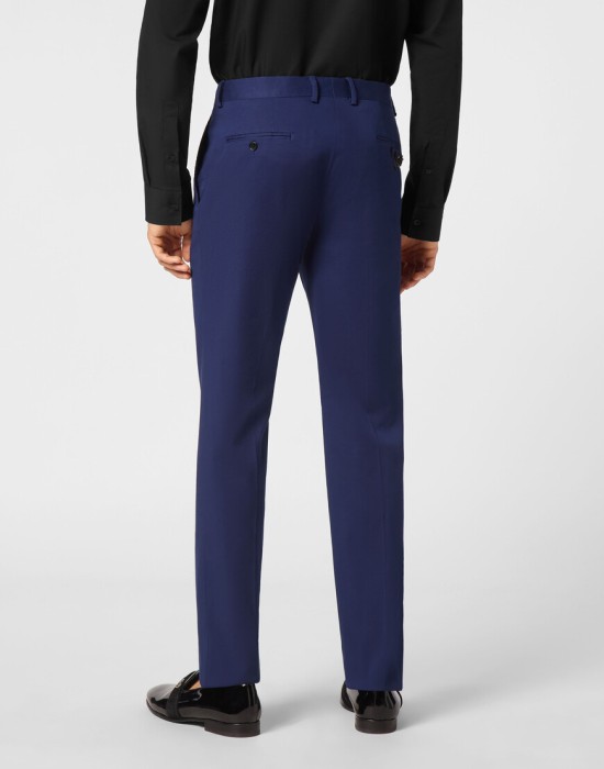 Товар синего цвета с внутренней стороны