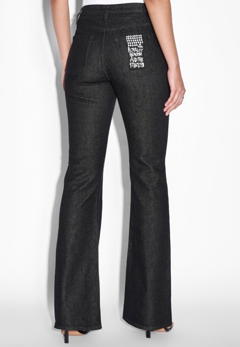 Продукция для женщин фото