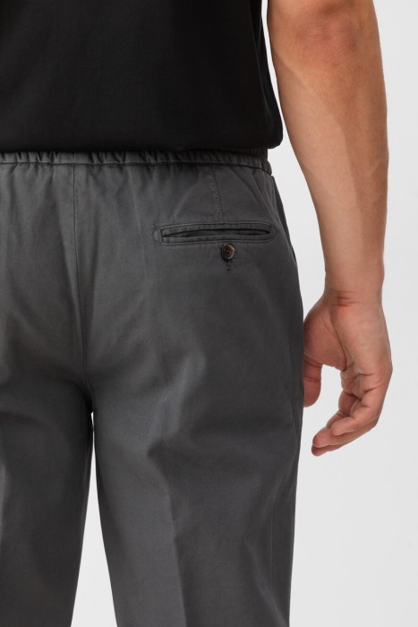 Товар серого цвета с внутренней стороны