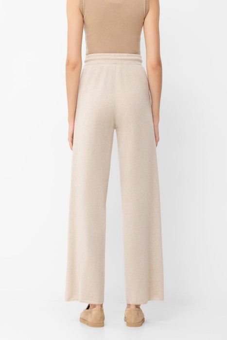 брюки  от бренда max mara вид слева