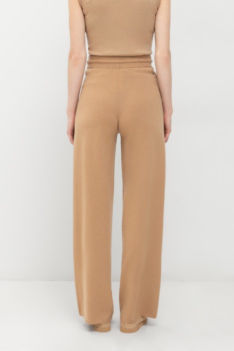 брюки  от бренда max mara вид слева