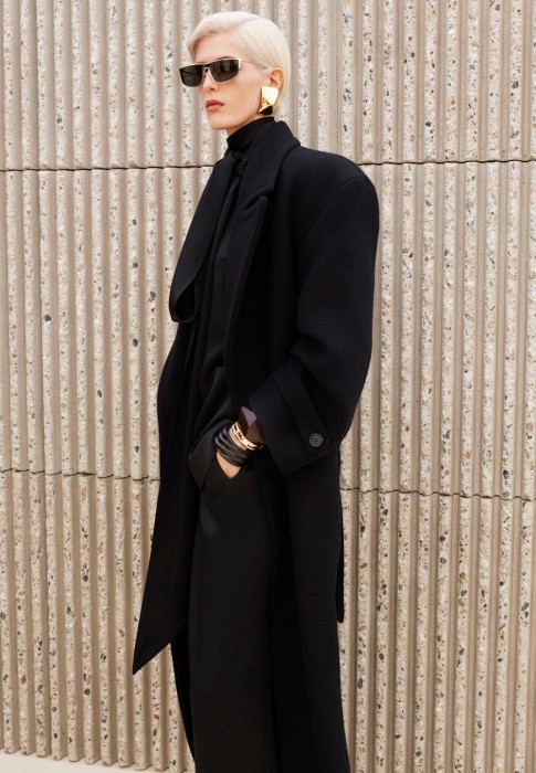 брюки  от бренда saint laurent вид слева