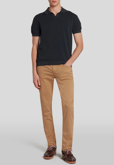 брюки от бренда 7 for all mankind вид слева