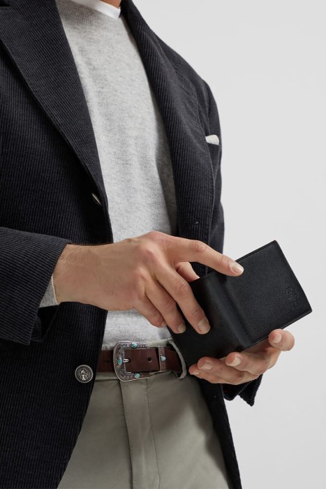 бумажник   по цене 52800 руб вид справа