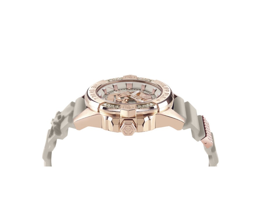 Товар бежевого цвета с внутренней стороны