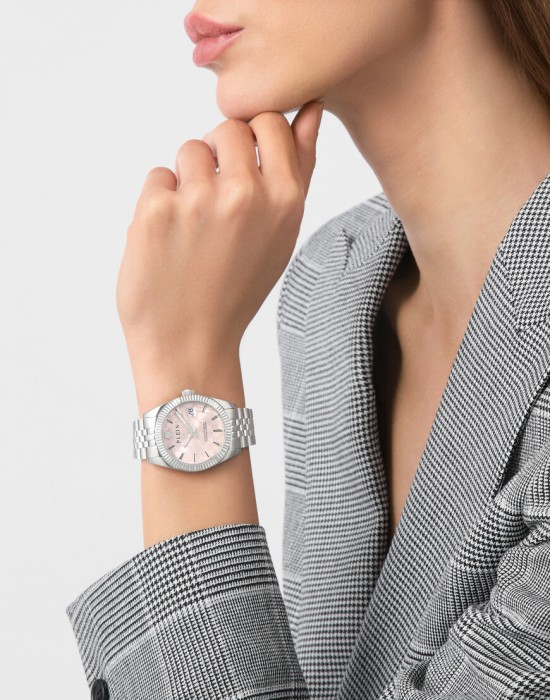 часы  из америки вид сбоку