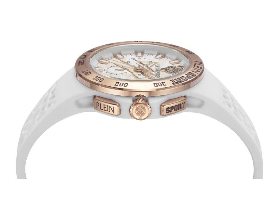 Товар белого цвета с внутренней стороны