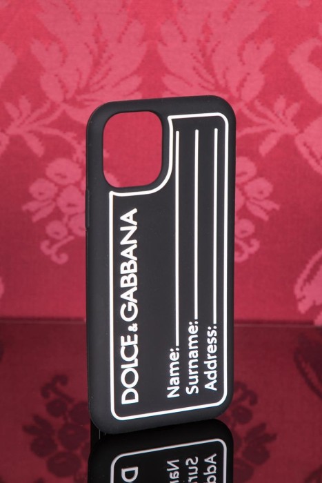 чехол  для iphone 11 pro черный/белый по цене 4400 руб вид справа