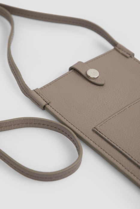 чехол для iphone  из кожи спереди