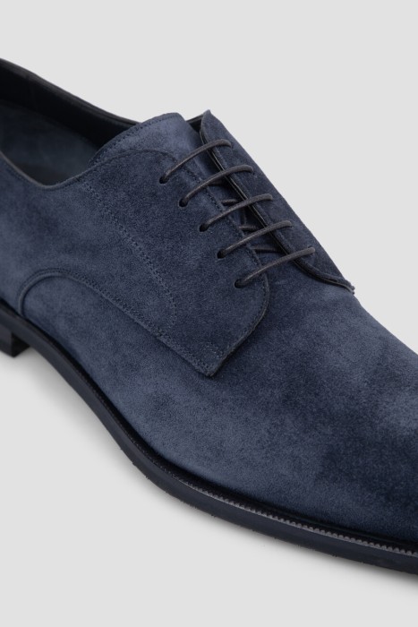 Товар синего цвета с внутренней стороны