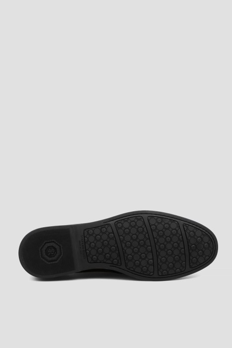 дерби  универсального стиля с лицевой стороны