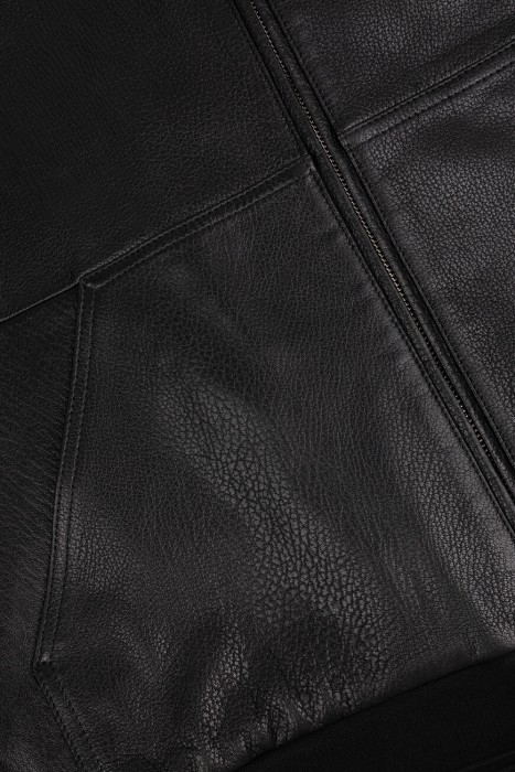 дубленка  для взрослого возраста с изнаночной стороны