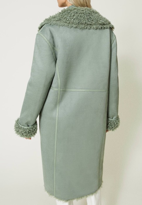 дубленка  от бренда twinset milano вид слева