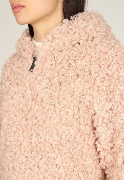 дубленка  для взрослого возраста с изнаночной стороны