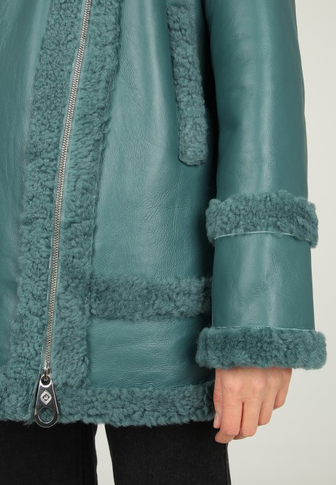 дубленка  из проверенных материалов спереди