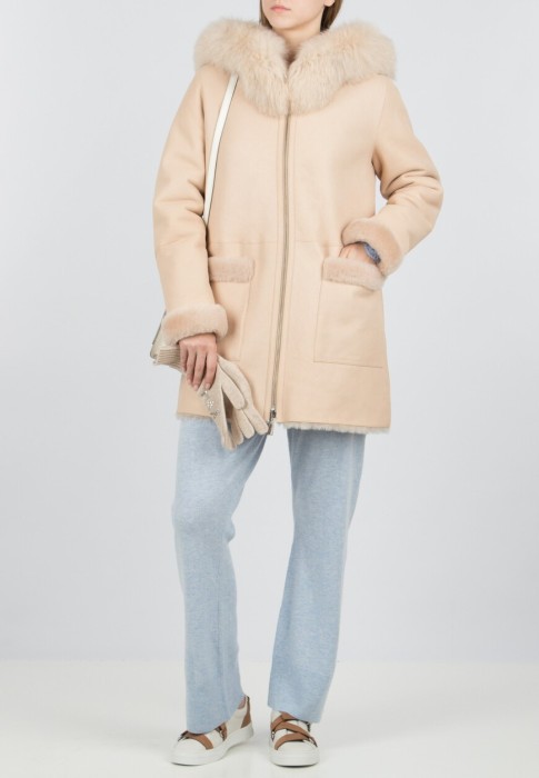 дубленка  по цене 220900 руб вид справа