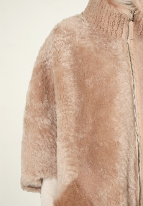 Продукция для женщин фото