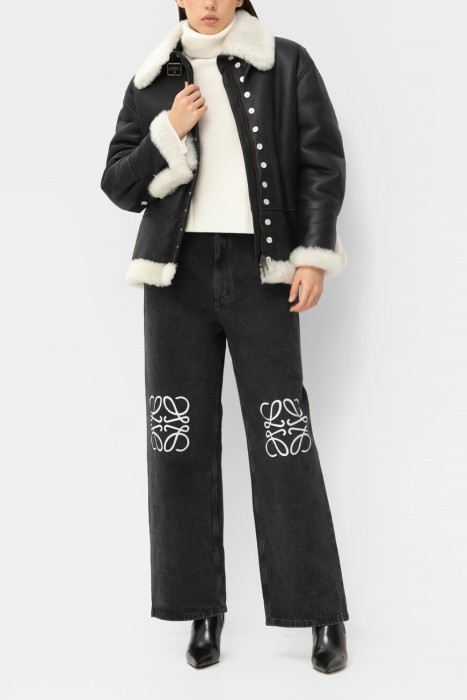 дубленка  универсального стиля с лицевой стороны